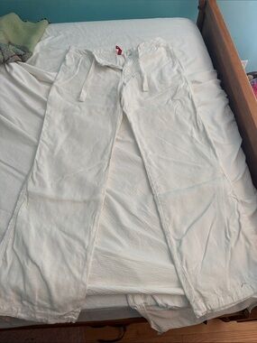 Women’s White Drawstring Casual Pants